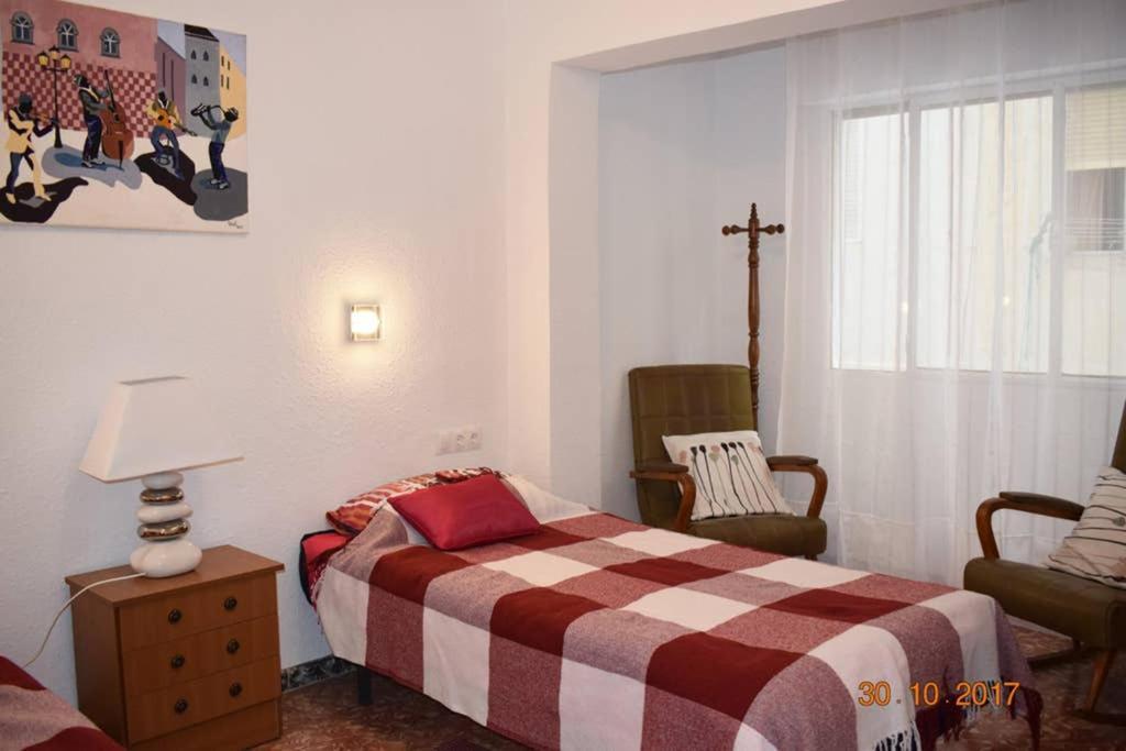Apartamento En El Centro De Alicante Esterno foto